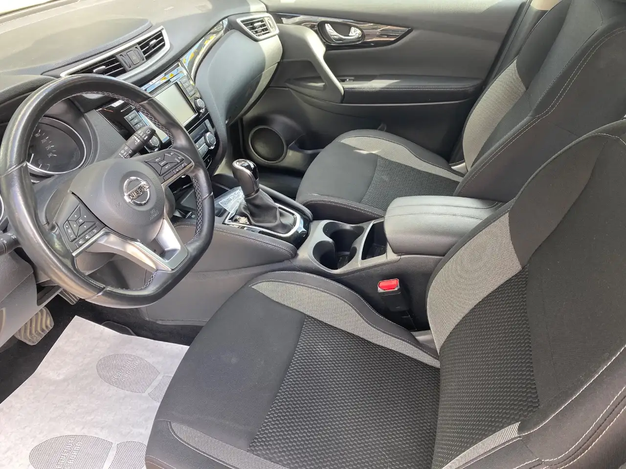 Nissan Qashqai 1.5 dci Business 115cv dct, миниатюра 8