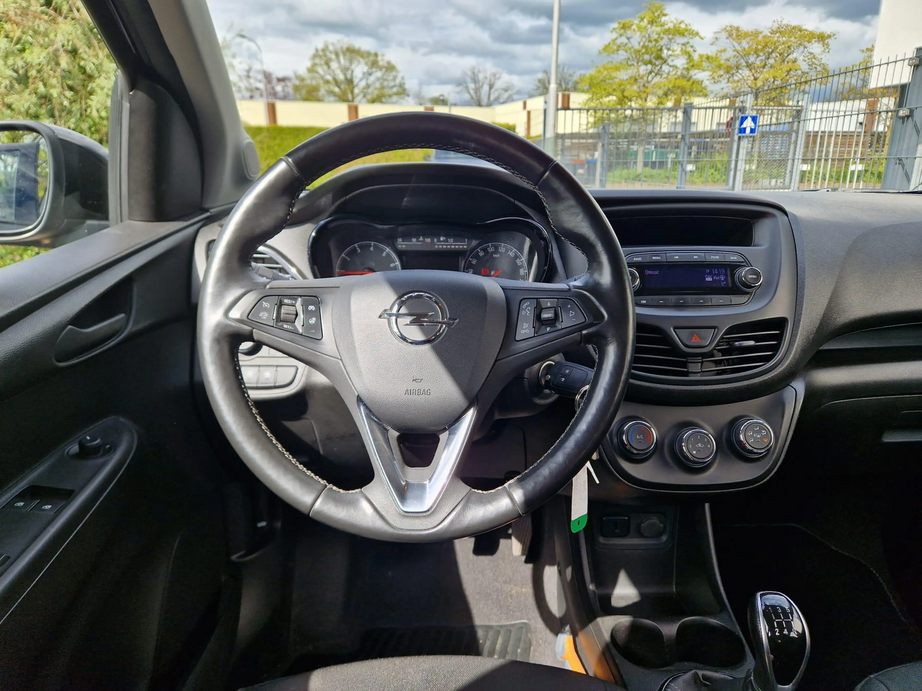 Opel Karl 1.0 ecoFLEX Edition — photo 6