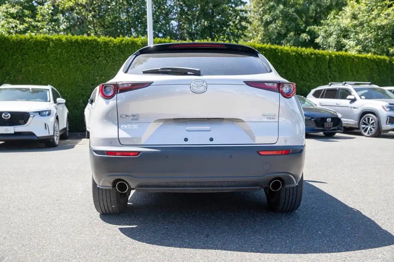Mazda CX-30 снимка Mazda CX-30