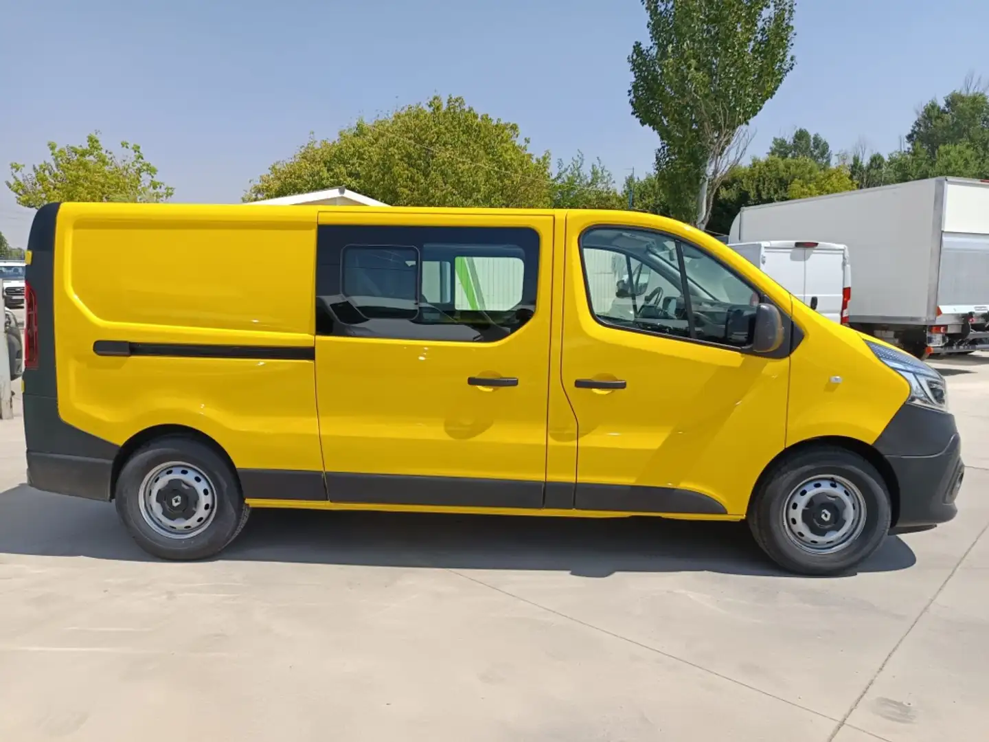 Renault Trafic Combi Mixto 5/6 1.6dCi N1 L 70kW Amarillo - 2