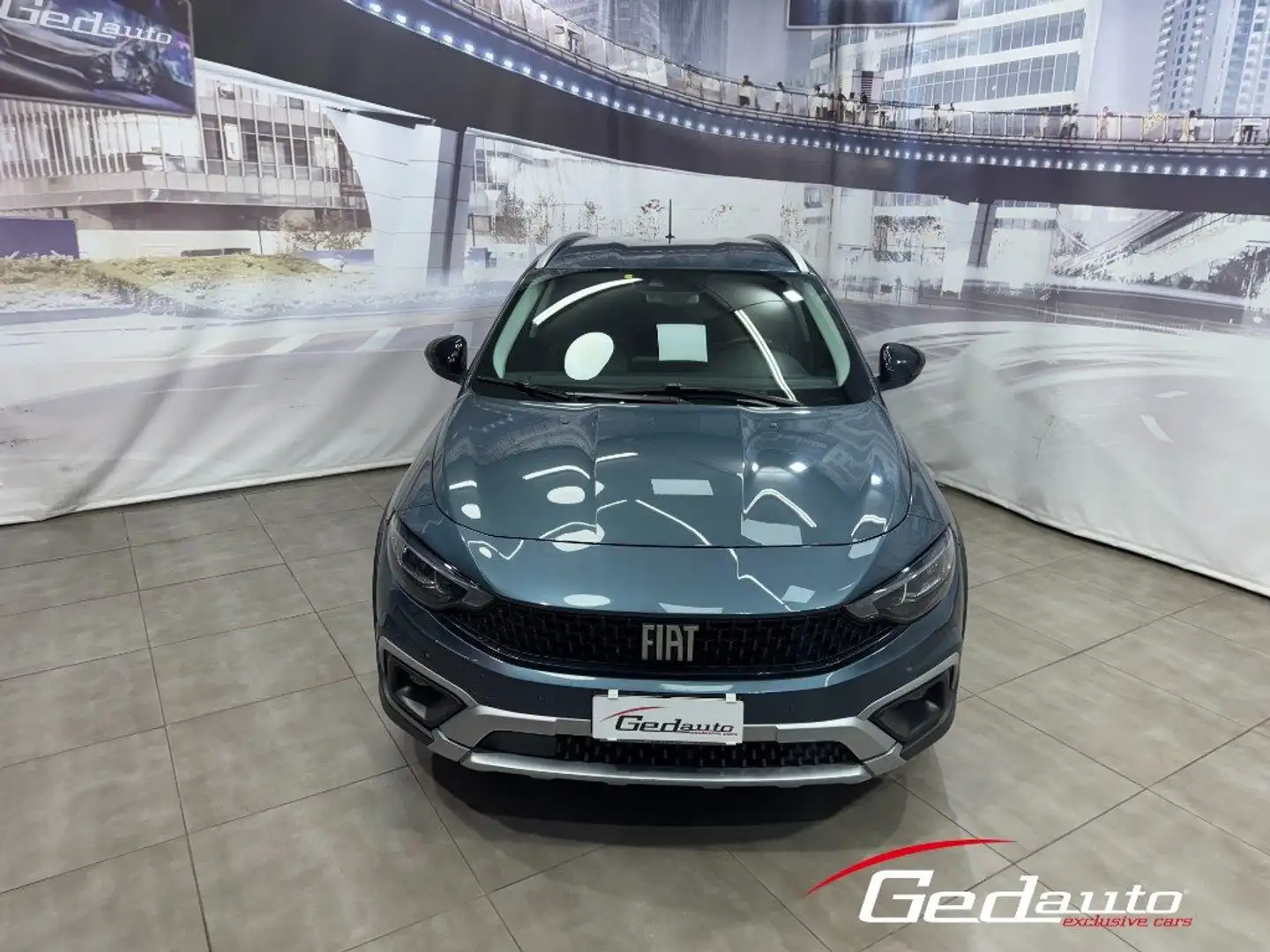 Fiat Tipo 1.0 5 porte Cross FULL-LED NAVI UCONNECT Grigio - 2