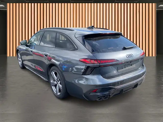 Audi A6 view 7