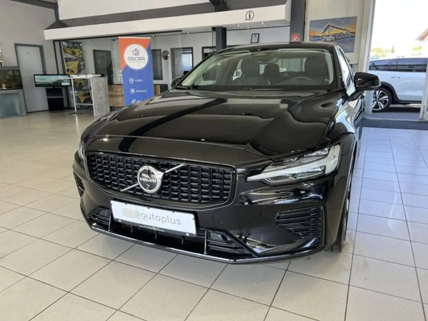 Volvo S60 T8 Ultimate Dark Recharge AWD HeadUp 360° Noir - 2