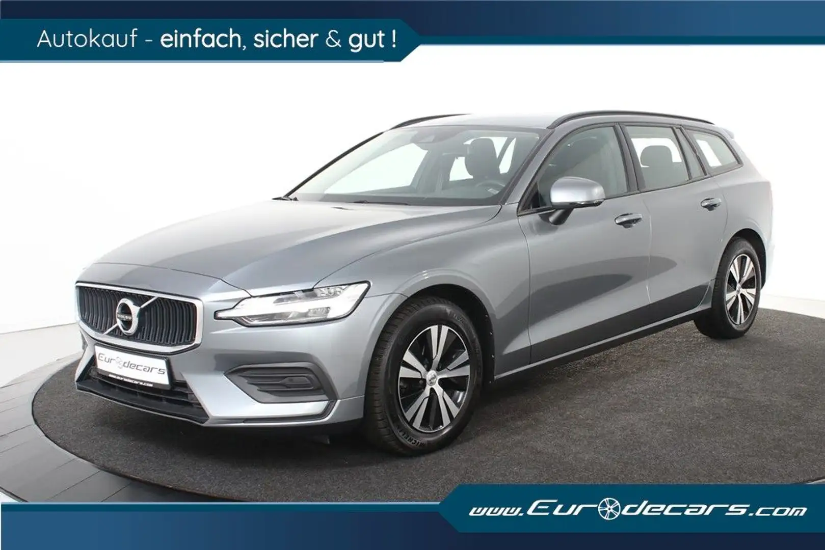 Volvo V60 D3 Momentum *1.Hand*Navi*AHK*Park ass.* Grau - 1