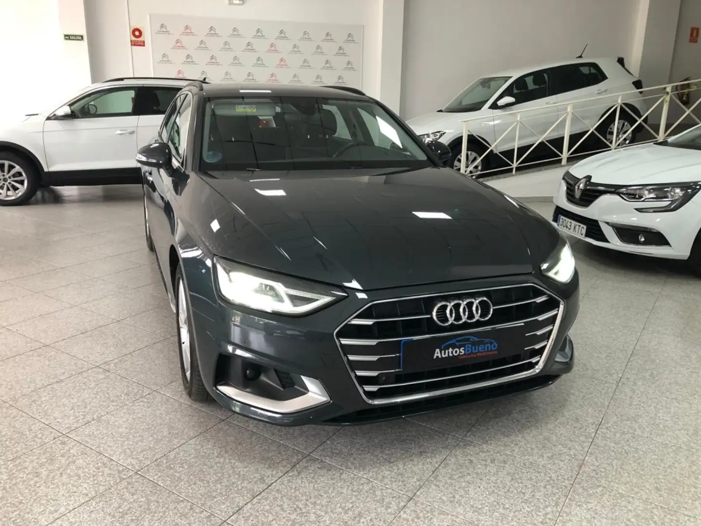 Audi A4 Avant 35 TDI Advanced S tronic 120kW Gris - 2