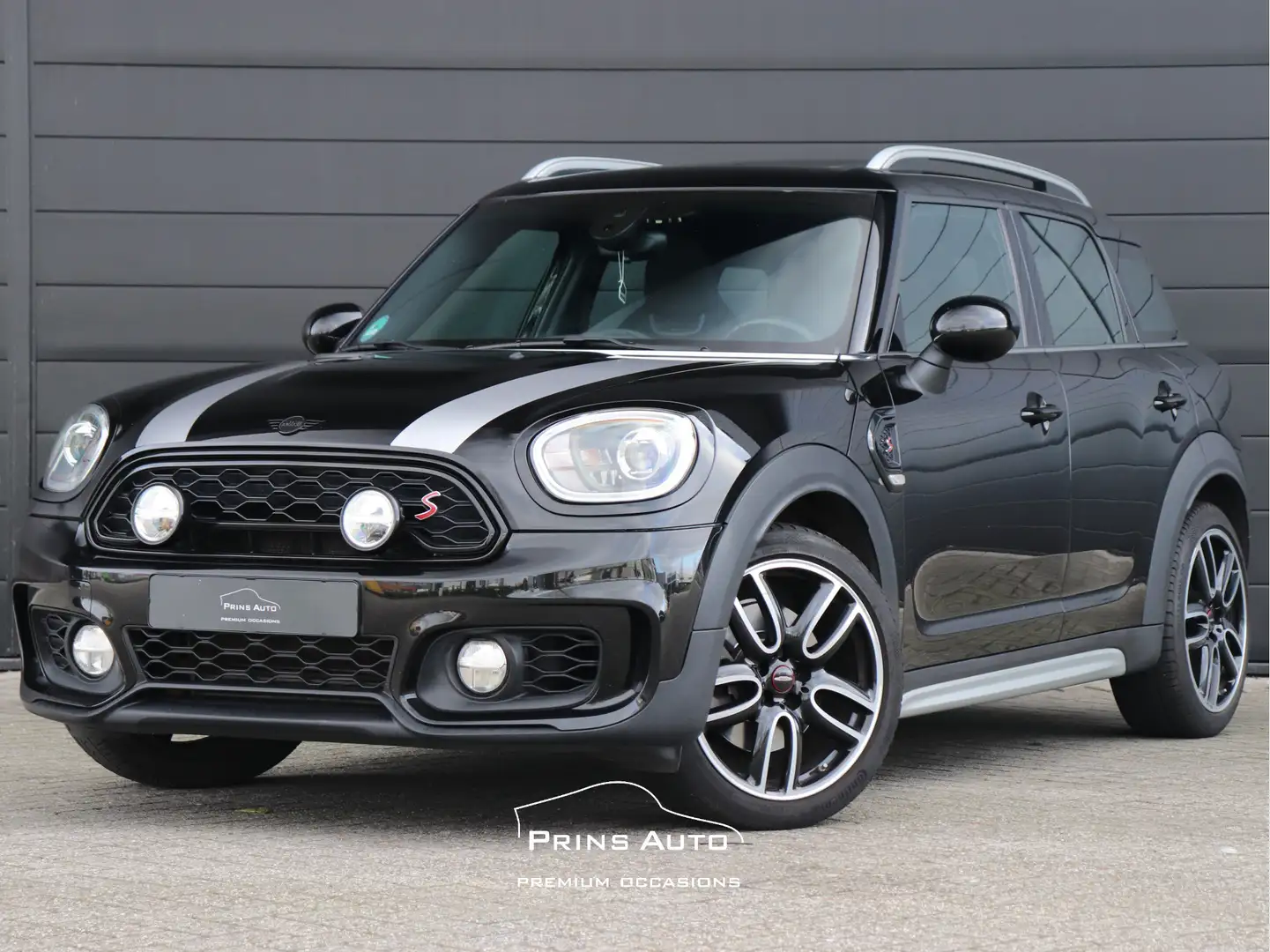 MINI Cooper S Countryman Mini 2.0 Knightsbridge Edition |PANO|JCW|FULL LED| Чорний - 1