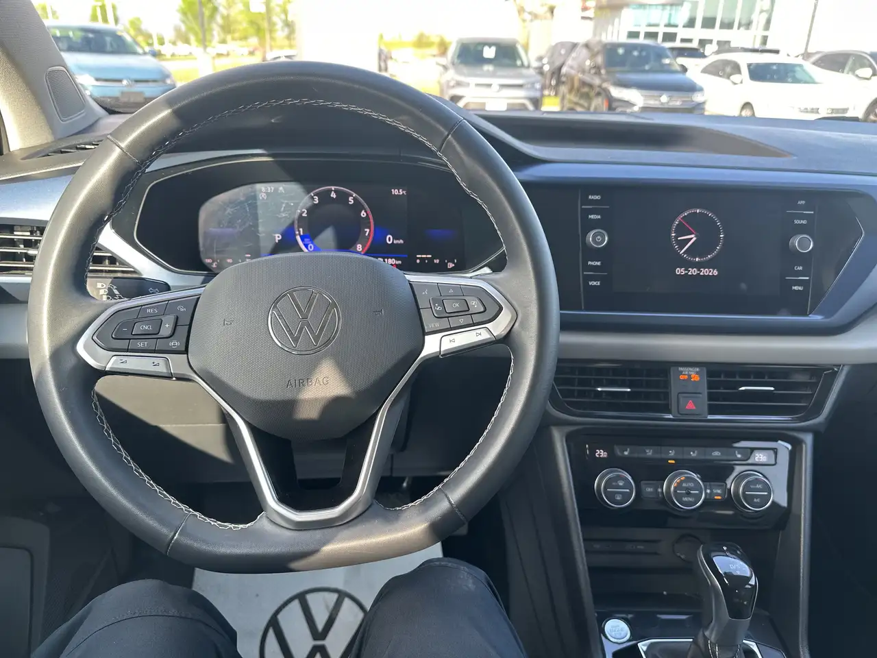 Volkswagen Taos снимка Volkswagen Taos