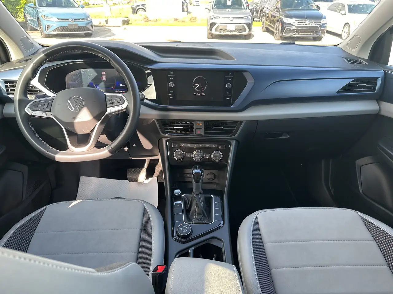 Volkswagen Taos снимка Volkswagen Taos