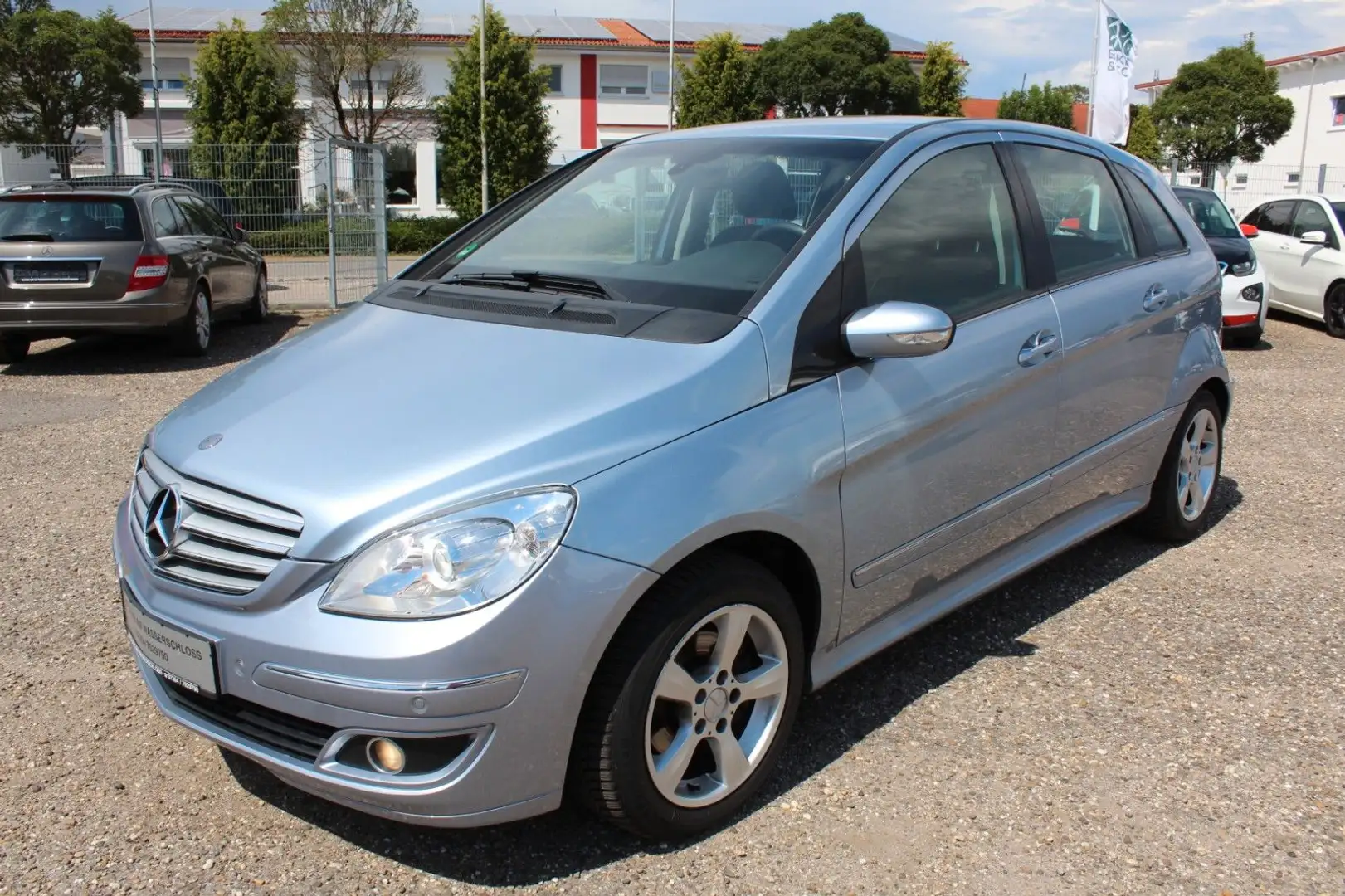 Mercedes-Benz B 200 Sports Tourer*1. Hd.* Blau - 1