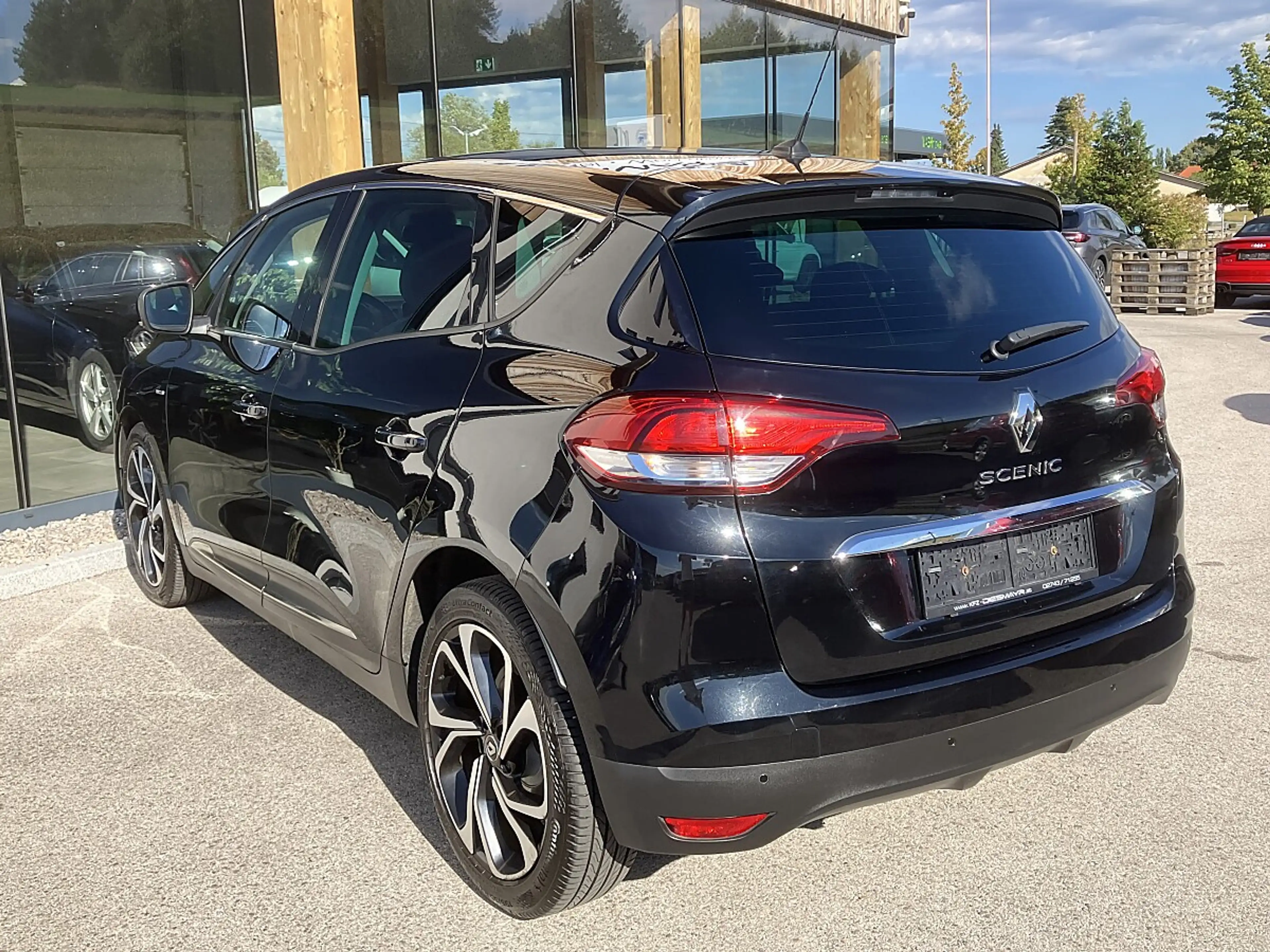 Renault Grand Scenic Grand Scénic Scenic IV 1.3 TCe 140 BOSE PF (Eur... — photo 3