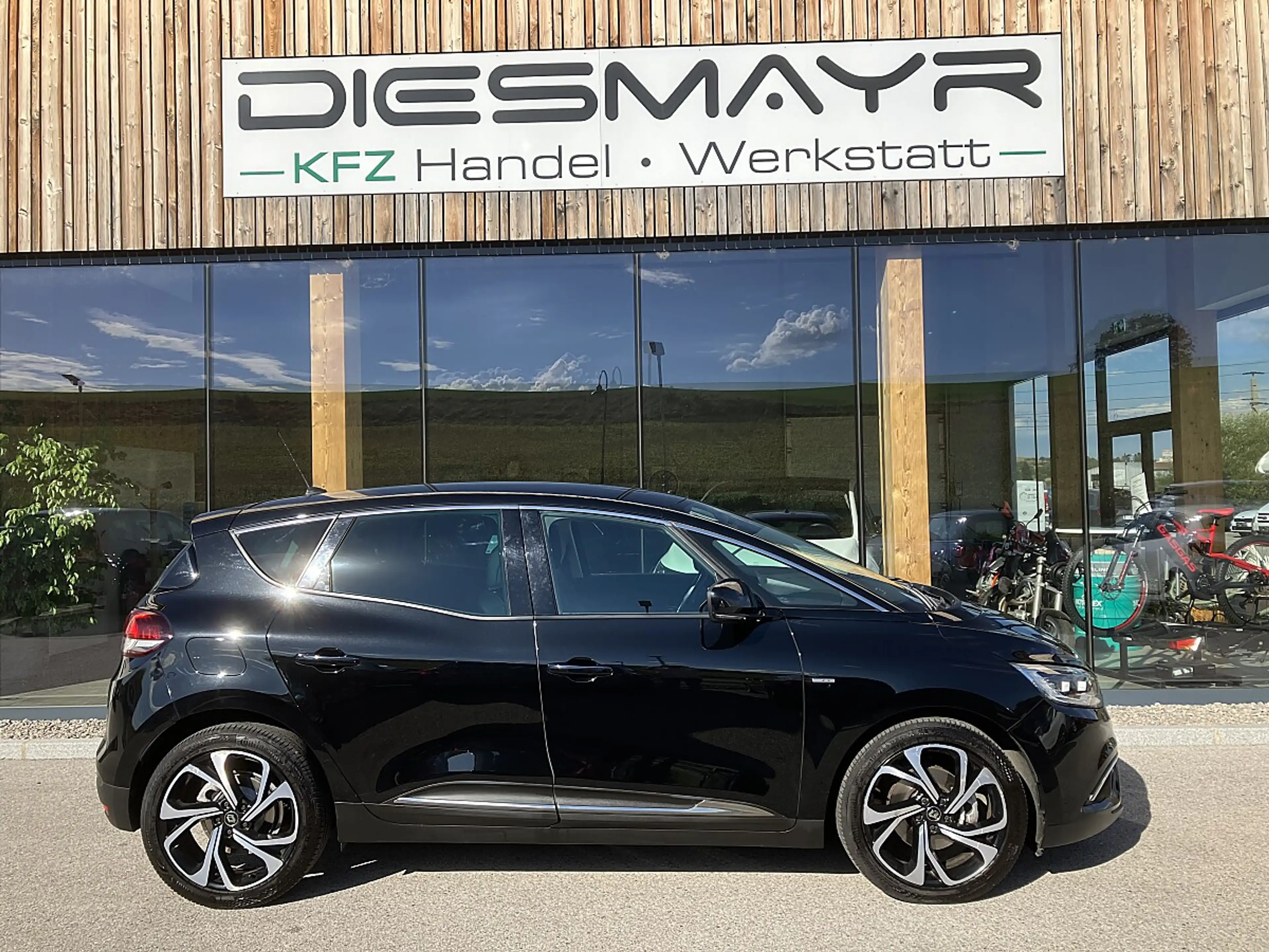 Renault Grand Scenic Grand Scénic Scenic IV 1.3 TCe 140 BOSE PF (Eur... — photo 6
