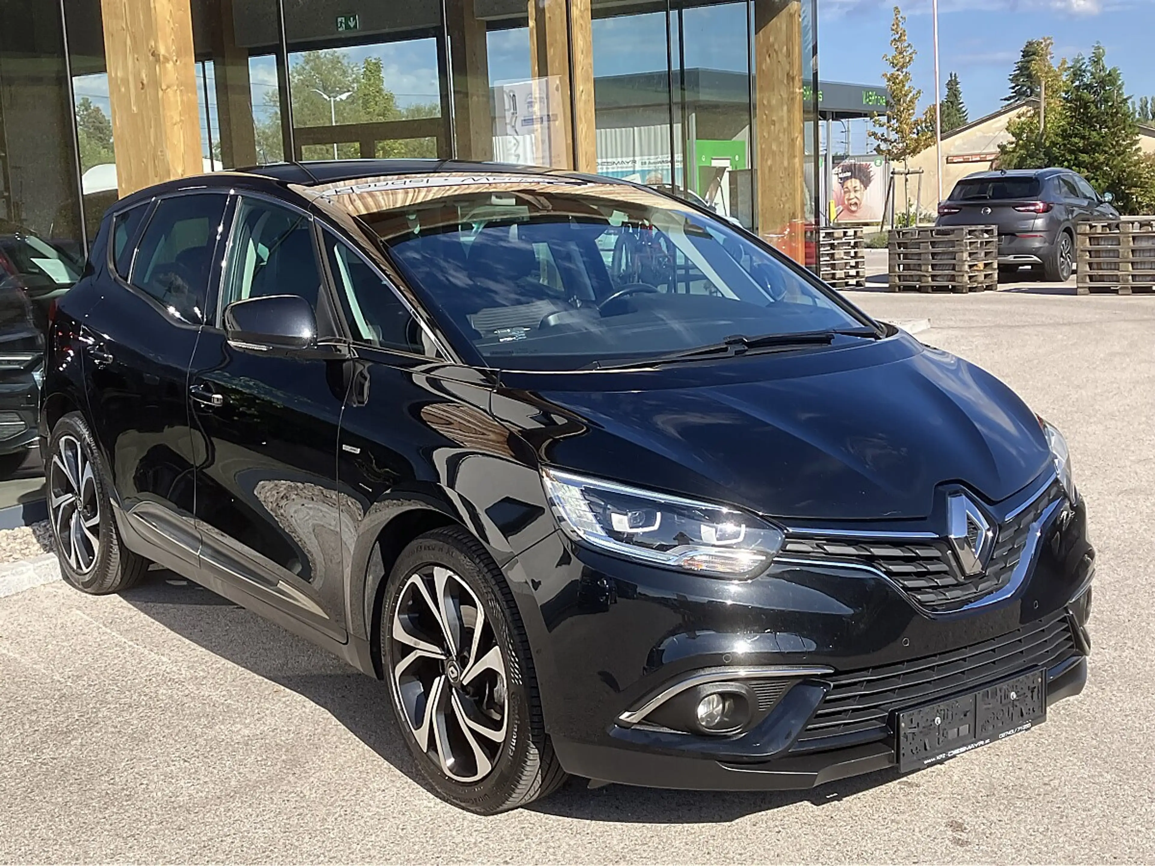 Renault Grand Scenic Grand Scénic Scenic IV 1.3 TCe 140 BOSE PF (Eur... — photo 7
