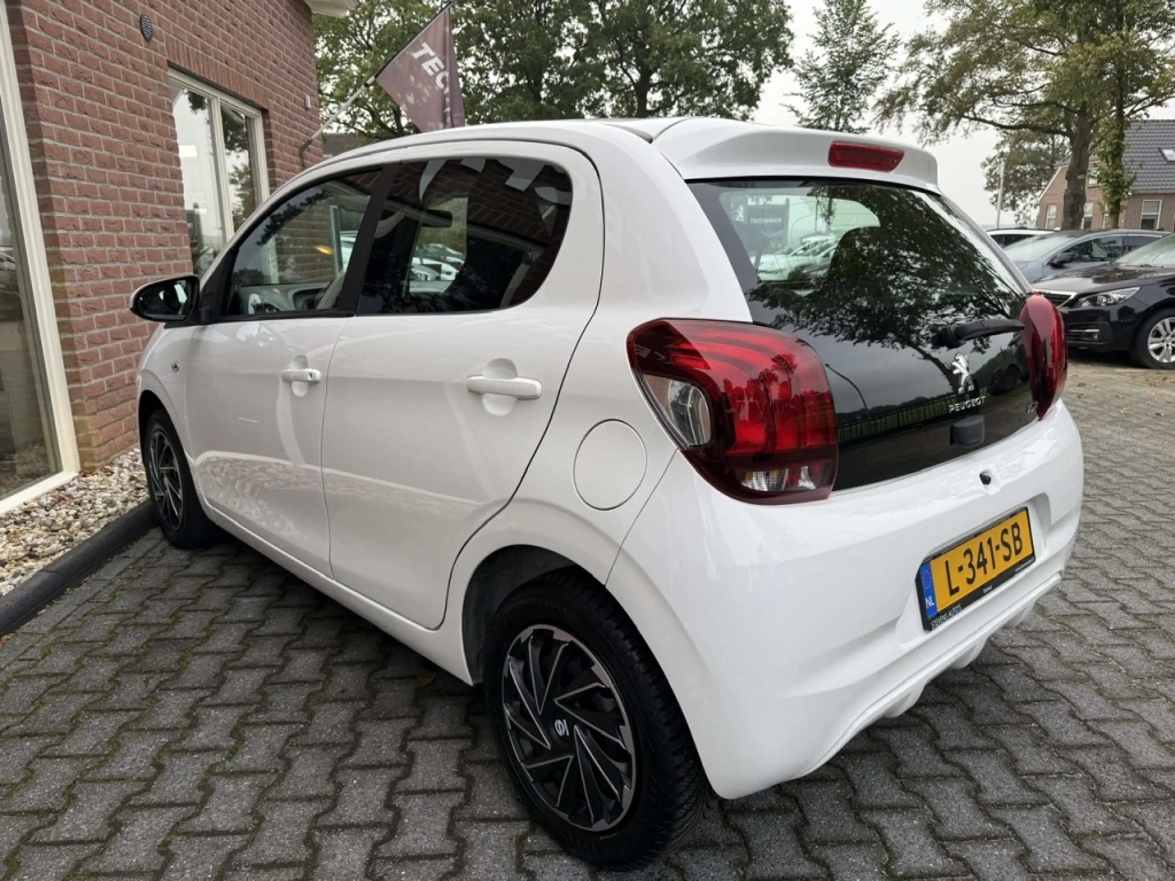 Peugeot 108 1.0 e-VTi Active AIRCO / RIJKLAAR / INCL GARANTIE — photo 35
