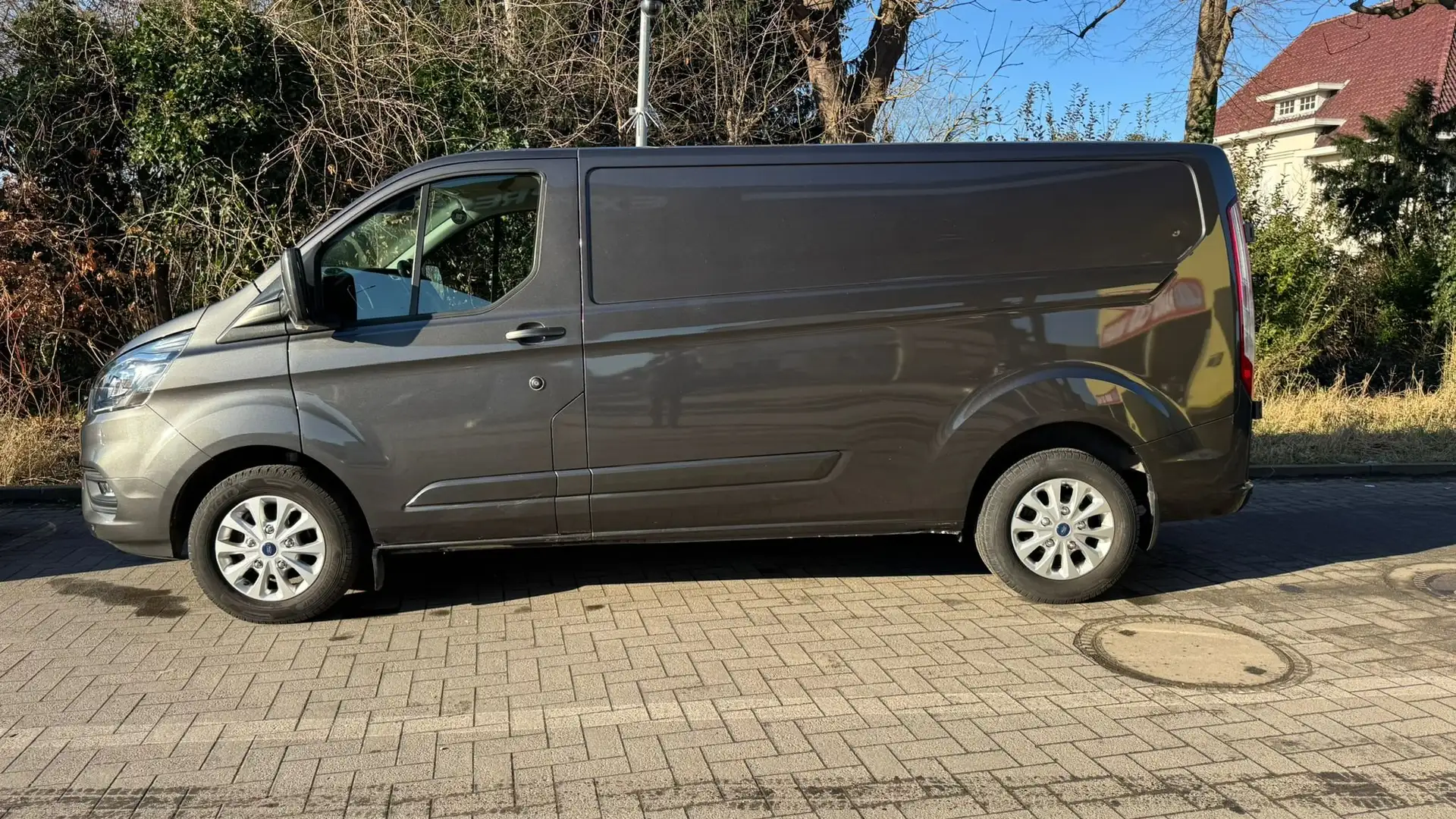 Ford Transit Custom 2.0 TDCi L2H1 mHEV Limited Multi S/S Gris - 2
