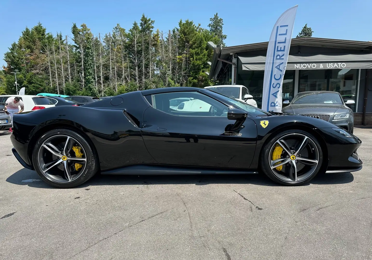 Ferrari 296 GTB 3.0  /BELLISIMA/PACH. CARBONIO/TELEC./CARPLAY Zwart - 2