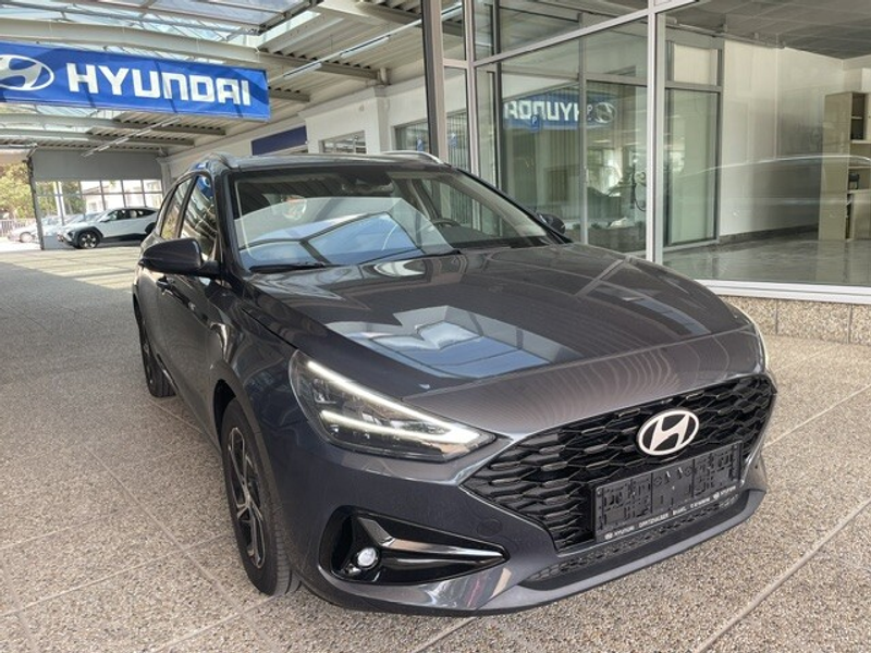 Hyundai i30 CW 1,0 T-GDI Trend Line DCT Aut. — photo 3