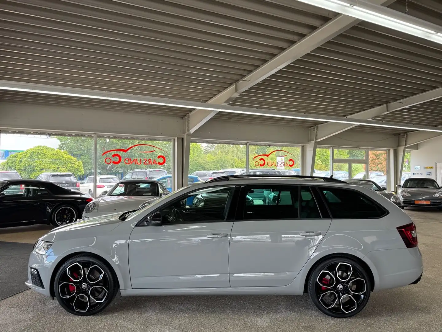 Skoda Octavia Combi RS 60 DSG *SHZ*PAN*NAV*LED*PDC Grijs - 2