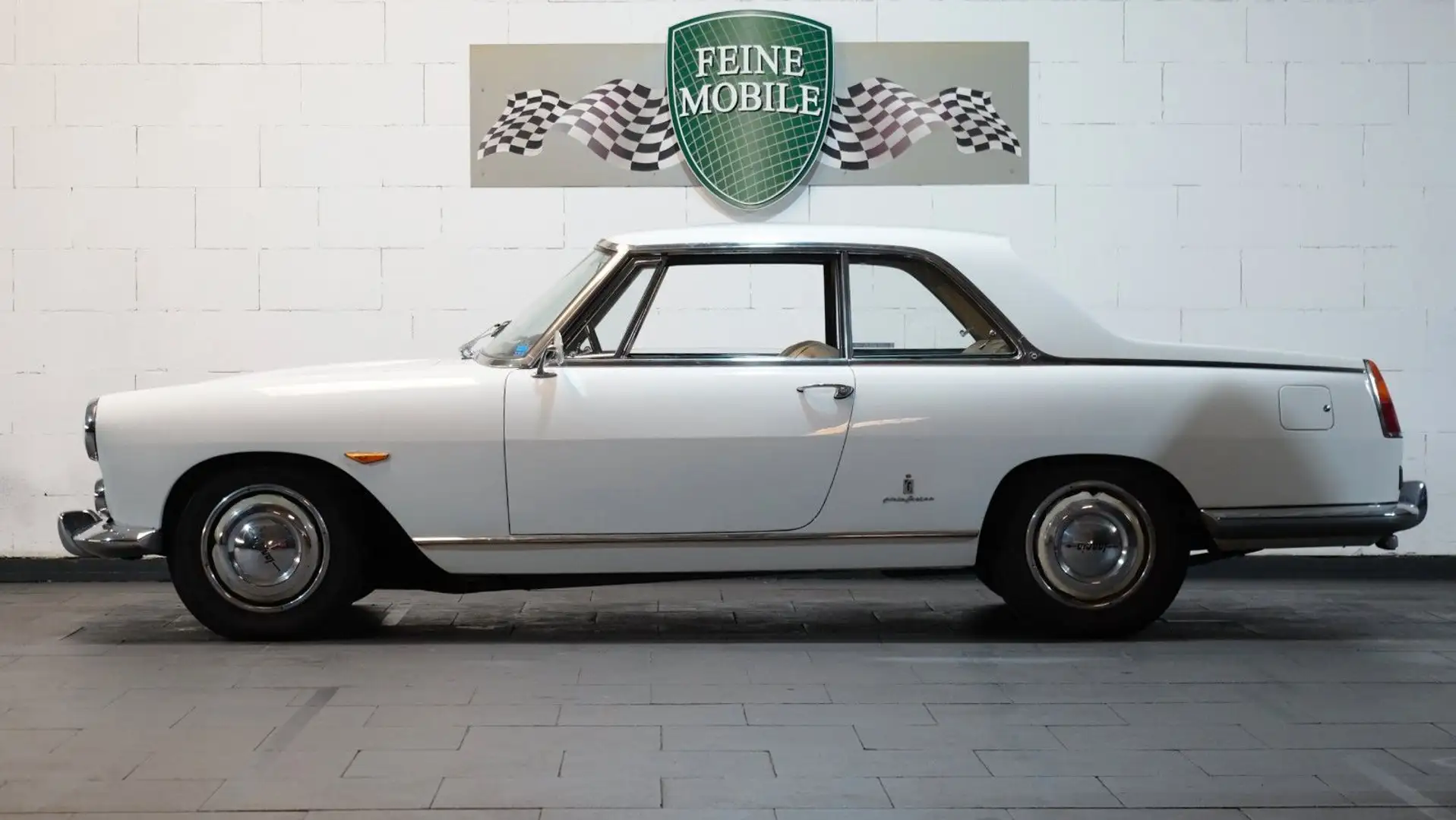 Lancia Flaminia Pininfarina Weiß - 2