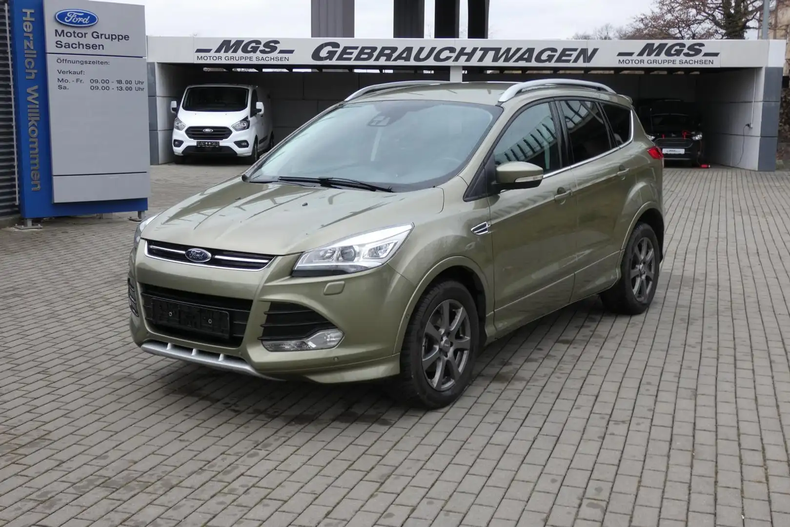 Ford Kuga 1.6 EB 'Individual' #NAVI #AHK #XENON #SHZ - 2