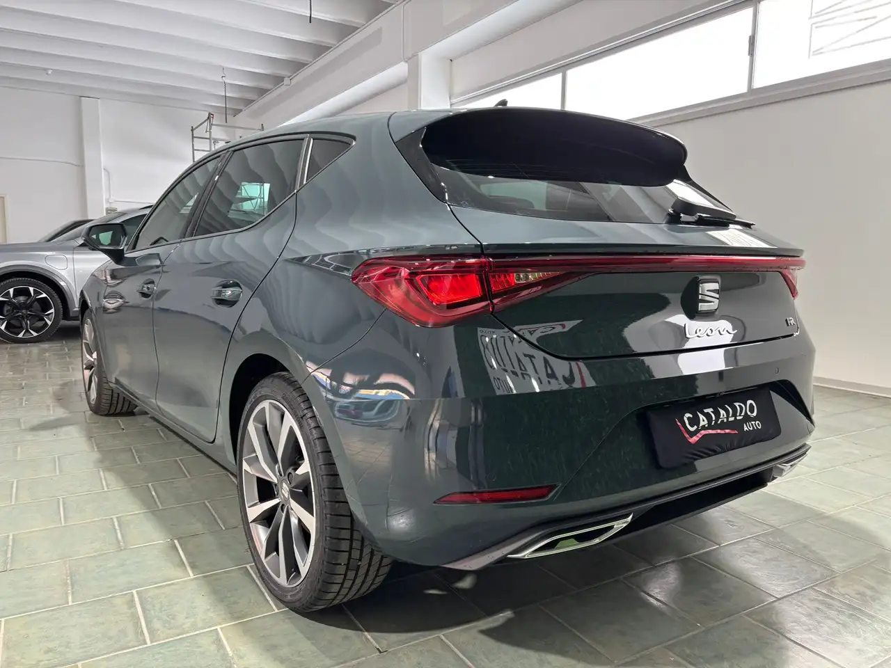 SEAT Leon Leon IV 2020 1.5 hybrid FR 116cv dsg 3