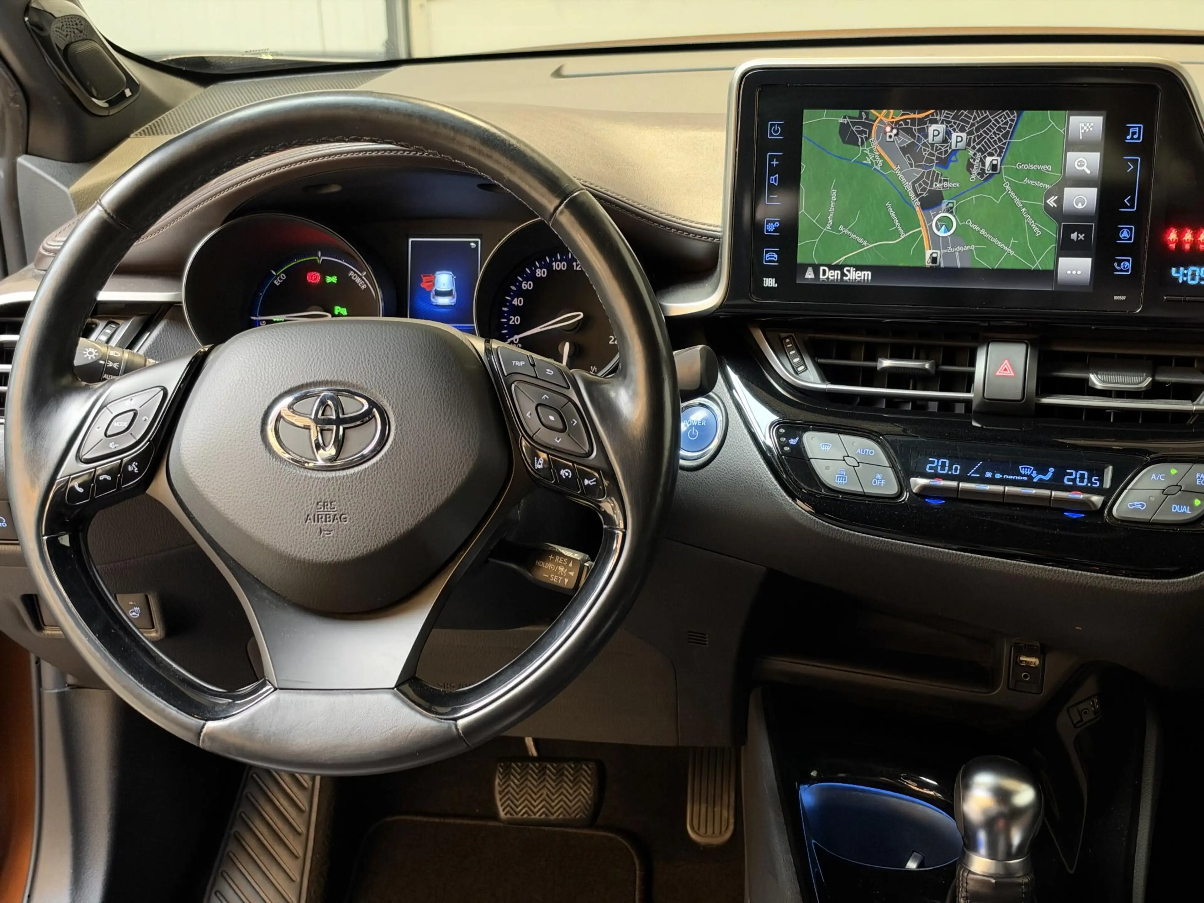 Toyota C-HR 1.8 Hybrid Executive — photo 6