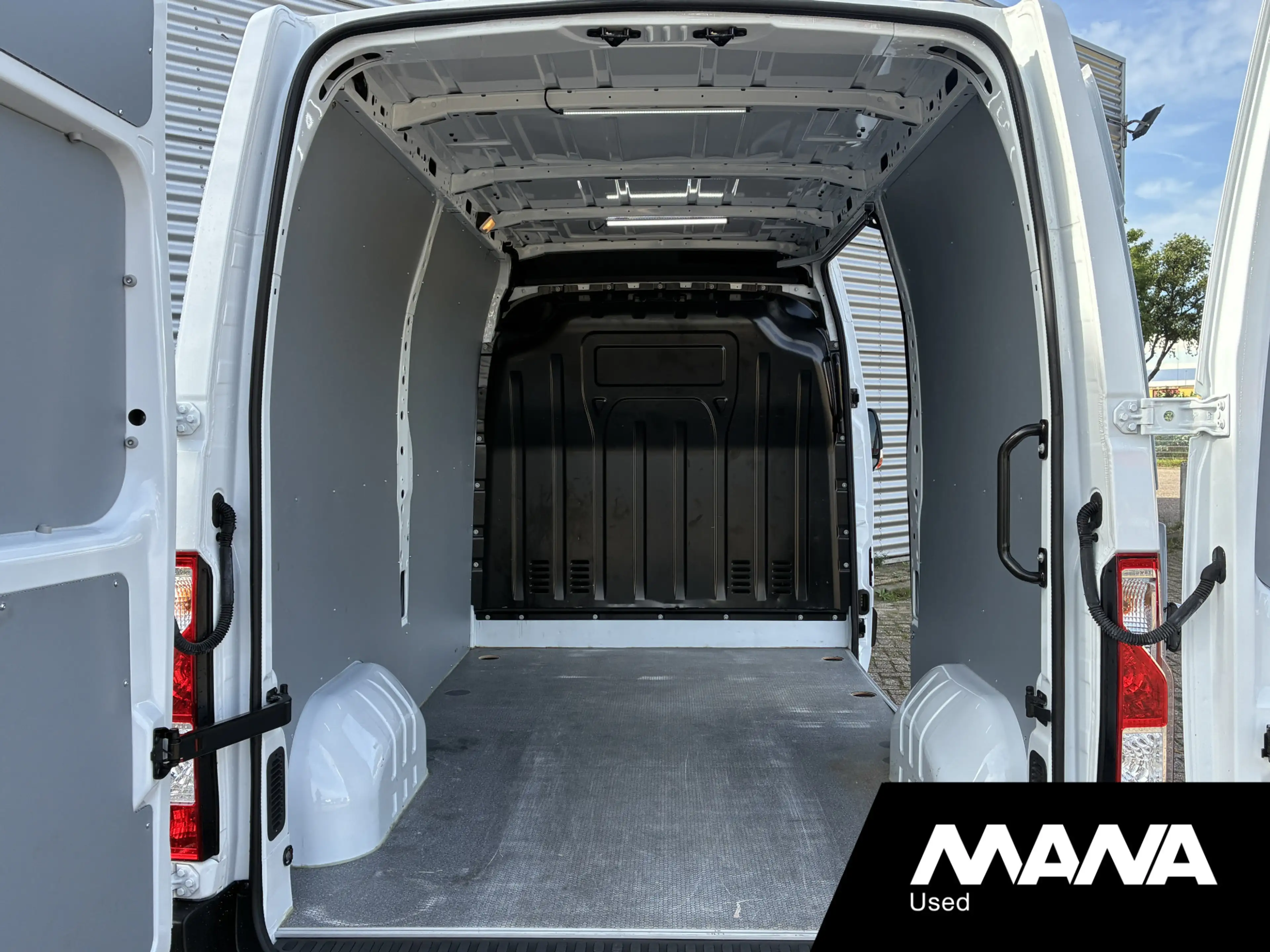 Renault Master T35 2.3 dCi 135 L2H2 Airco Bluetooth Sensoren Radi — photo 6