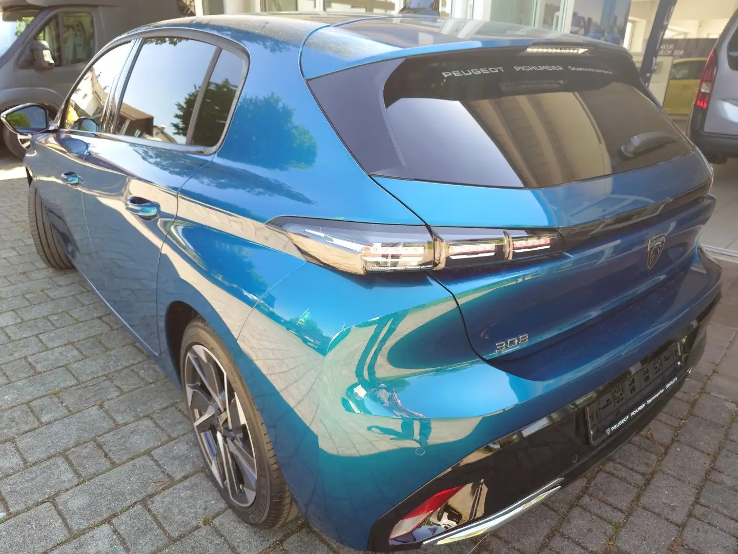 Peugeot 308 Allure PureTech130 EAT8 *360°Kam*AGR-Sitze* Blauw - 2