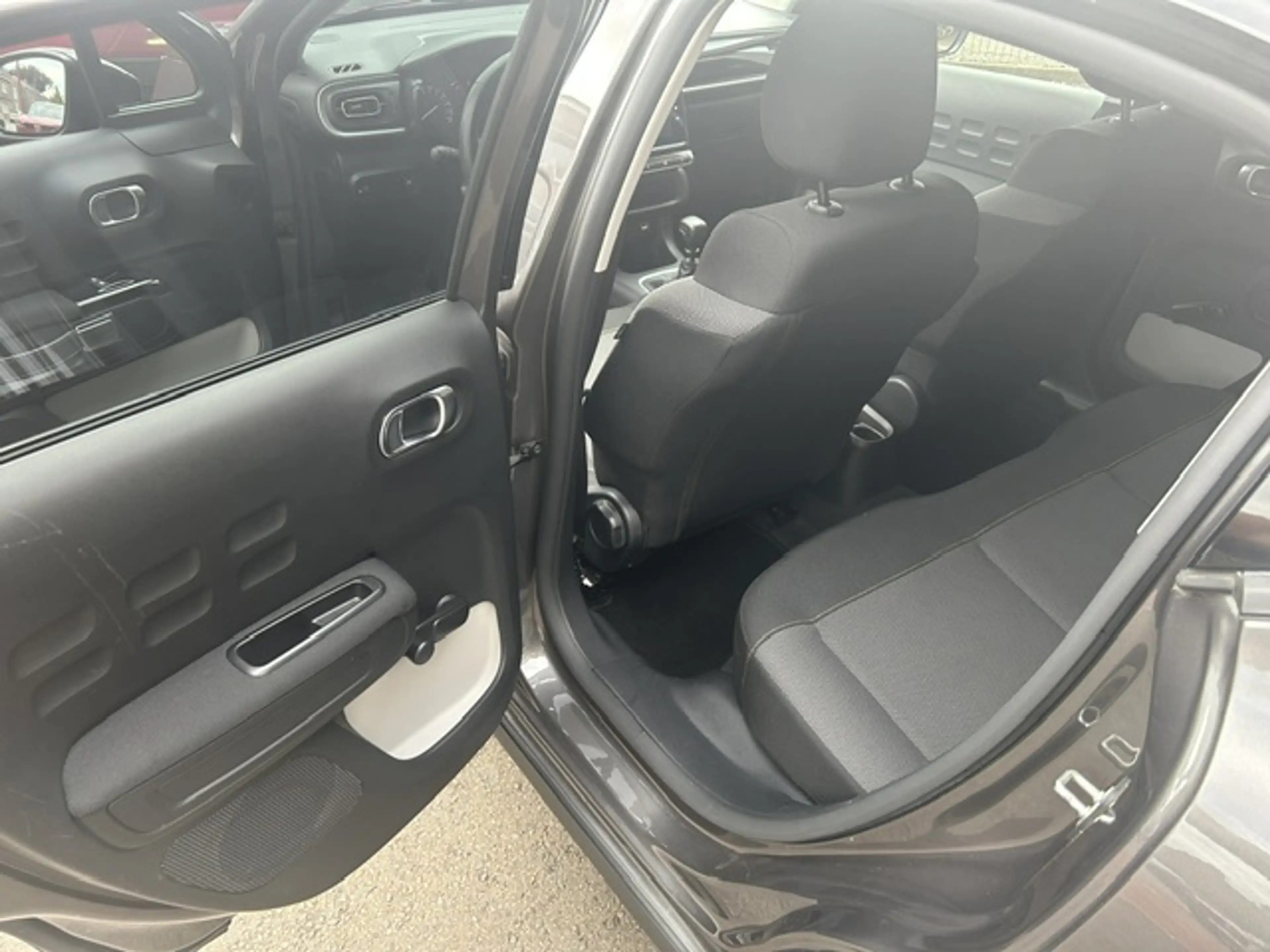 Citroen C3 C3 1.5 BlueHDi Shine S — photo 13