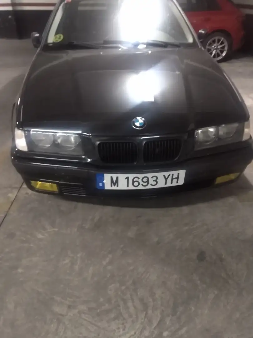 BMW 316 316i Compact Negro - 2