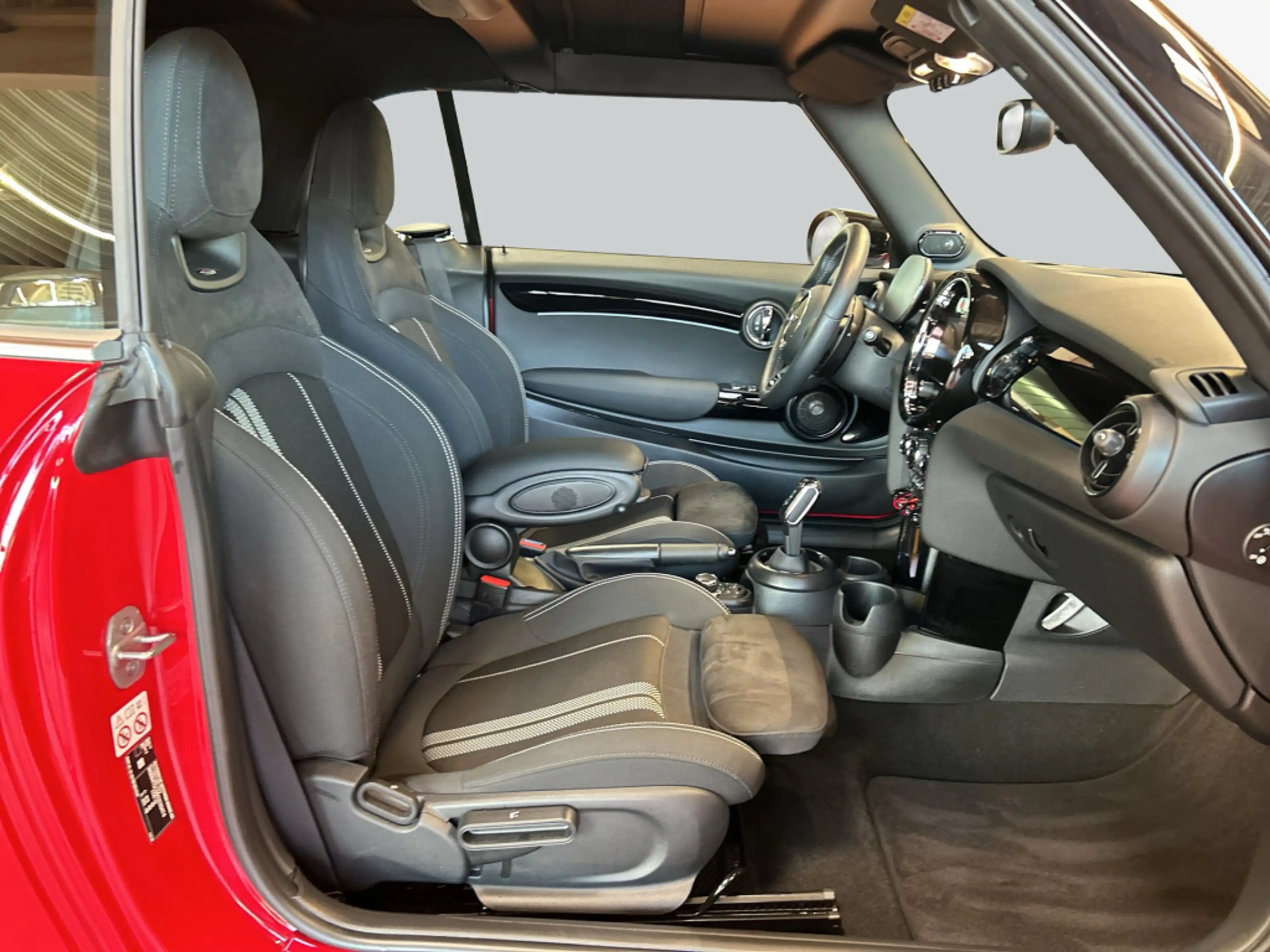 MINI Cooper S Cabrio Cooper S JCW Trim SHZ, Rückfahrkamera — photo 13