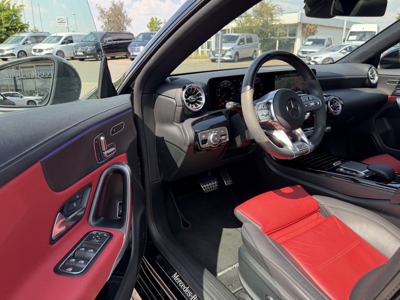 Mercedes-Benz CLA 250 CLA 250 4M Coupé+Keyless AMG Line/Navi/Pano.-Dach — photo 12