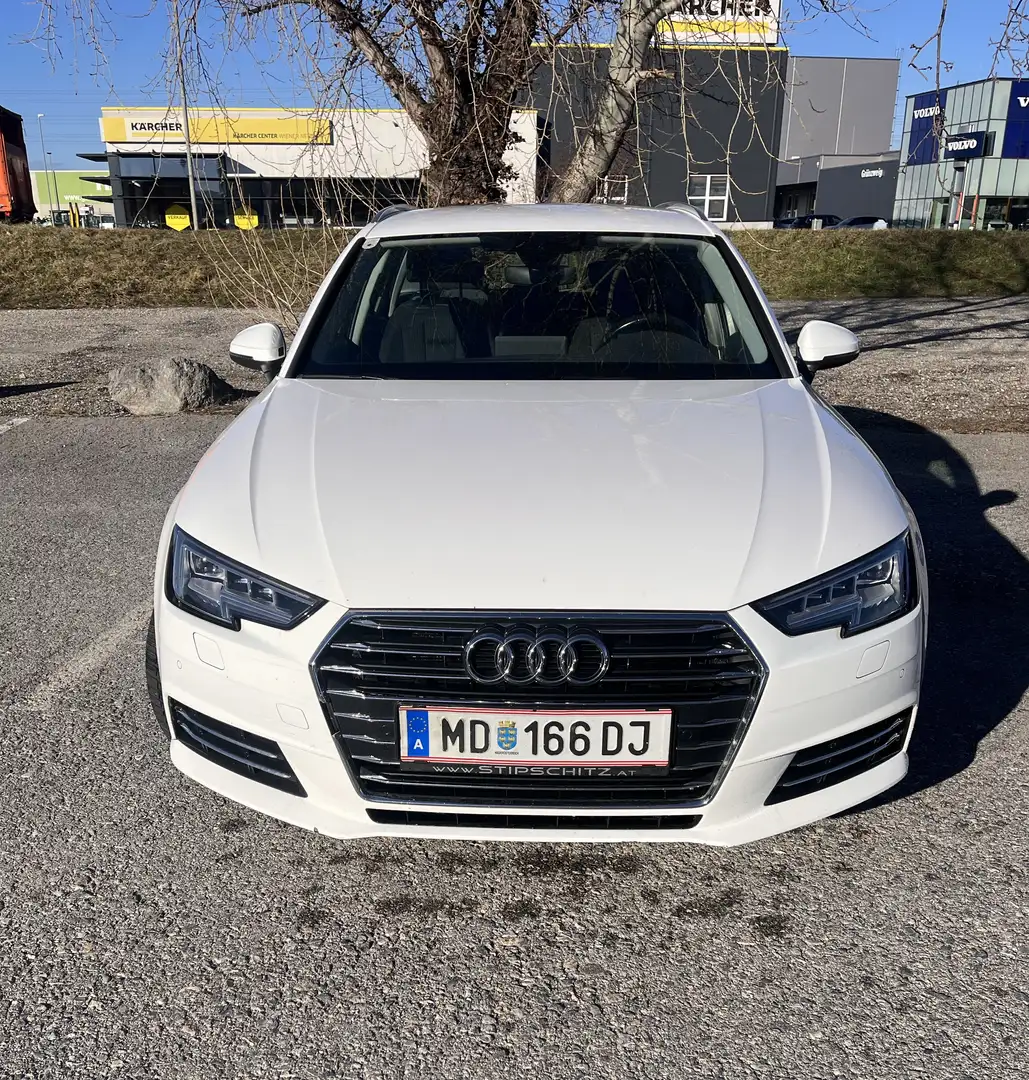 Audi A4 A4 Avant 2,0 TFSI ultra Design S-tronic ultra Desi Weiß - 1