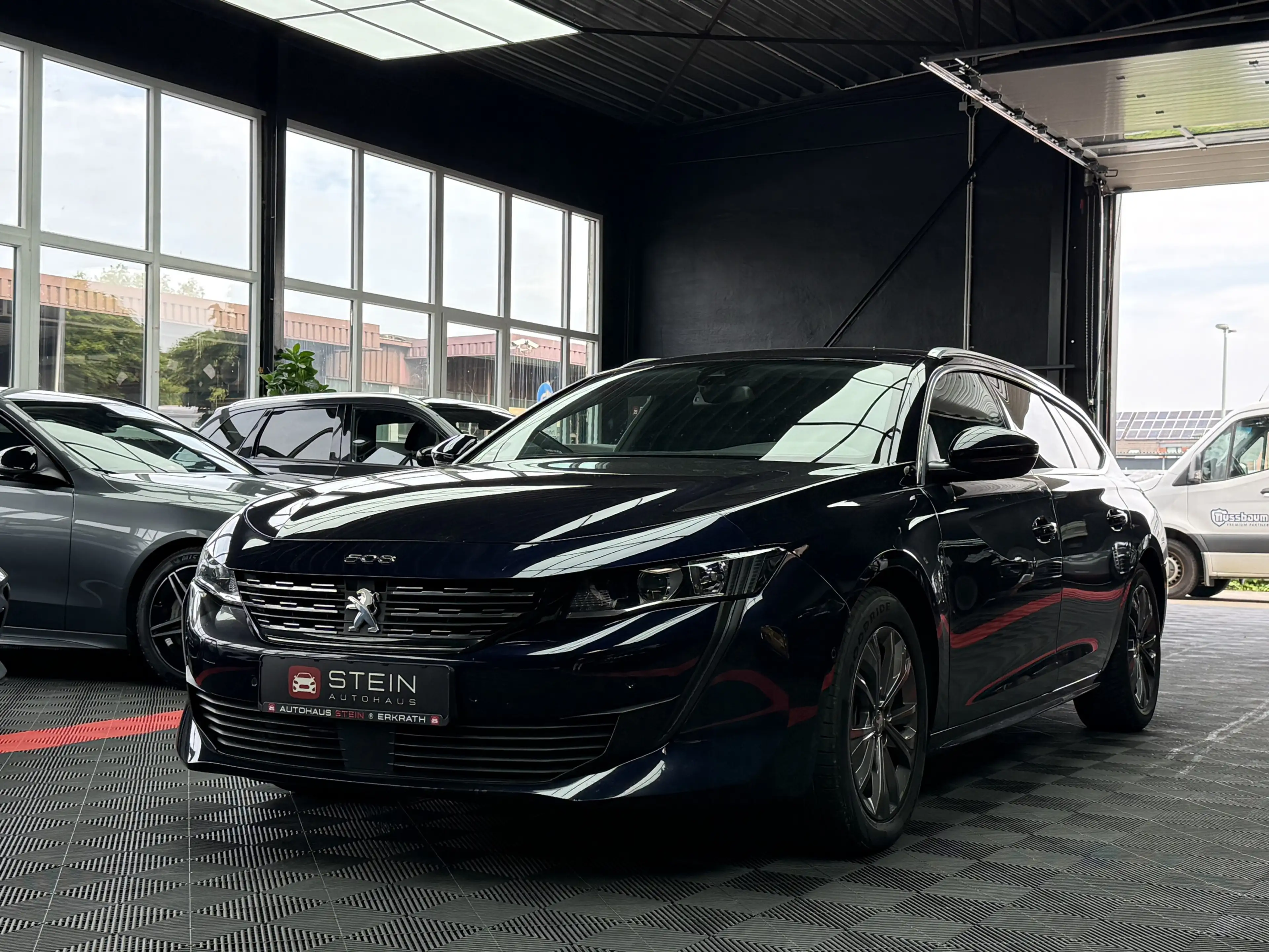 Peugeot 508 SW Allure   EXPORT  SHZ   LED  Fahr-Assist — photo 13
