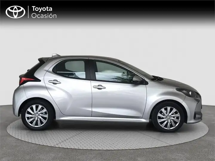 Toyota Yaris Cross 1.5 120H Active Tech 2023, foto 17