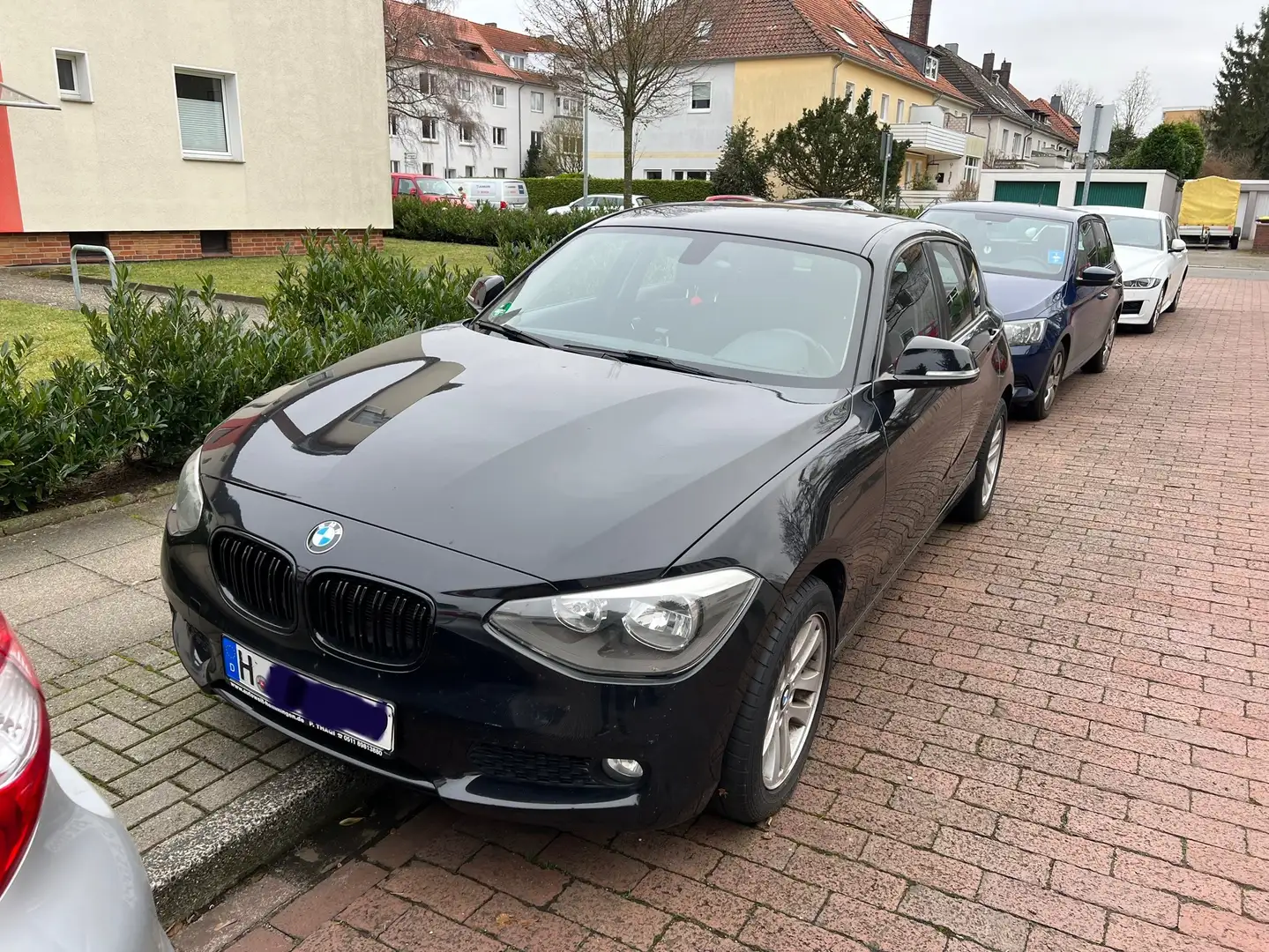 BMW 116 116i Edition Lifestyle Schwarz - 1