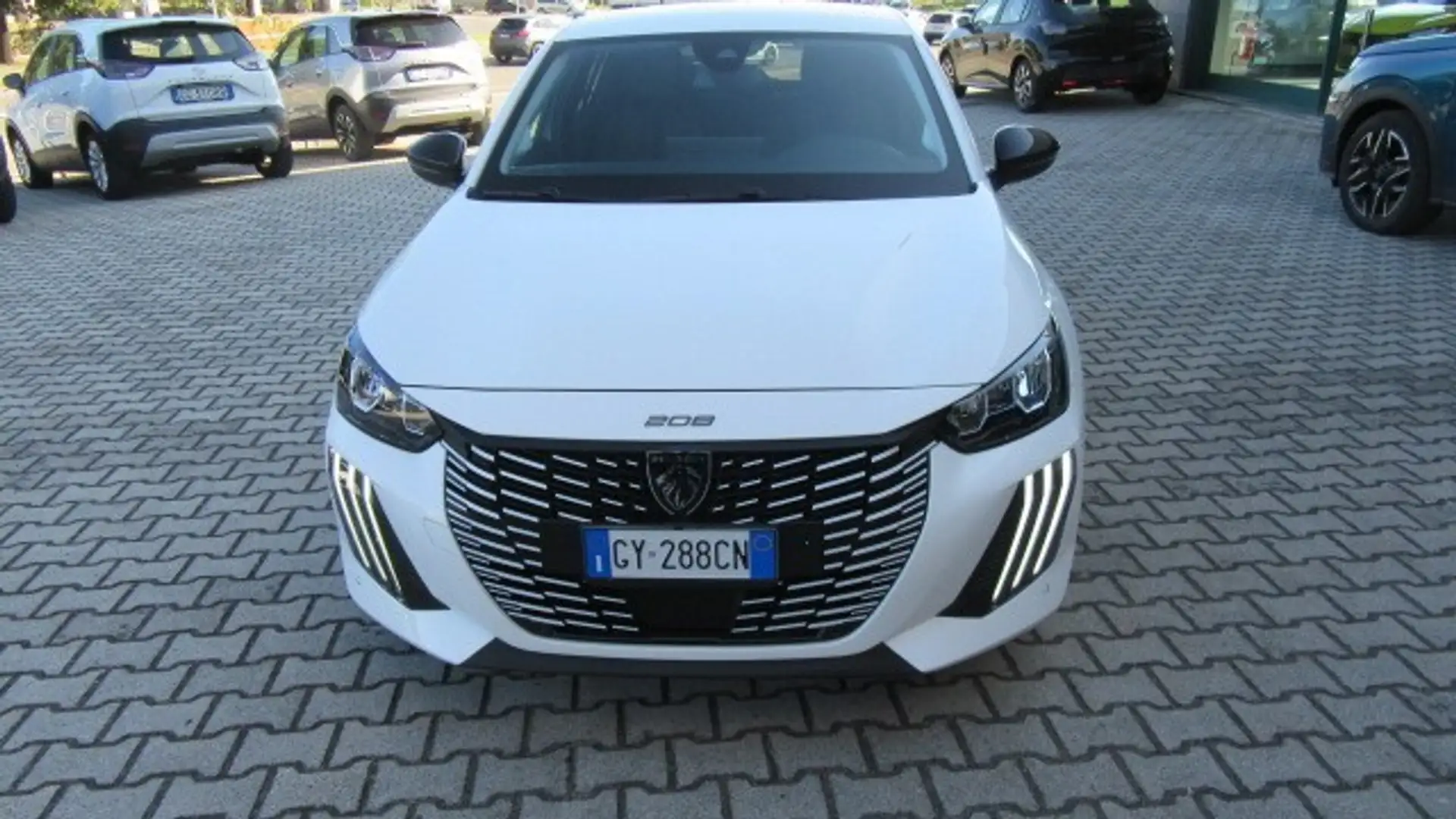 Peugeot 208 208 Hybrid 110 e-DCS6 Allure Weiß - 2