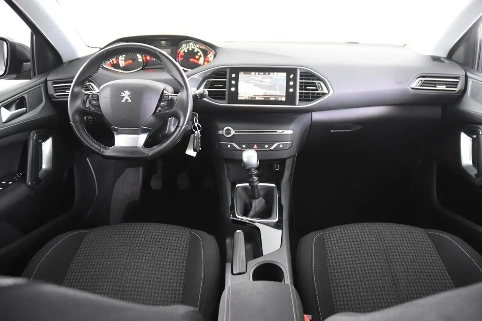 Peugeot 308 SW Active *1.Hand*Navi*Park ass.*Carplay* Grau - 2