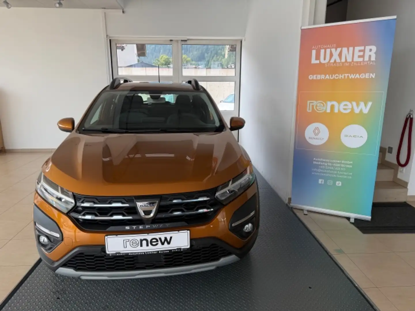 Dacia Sandero SanderoStepComfTCE90 Orange - 2