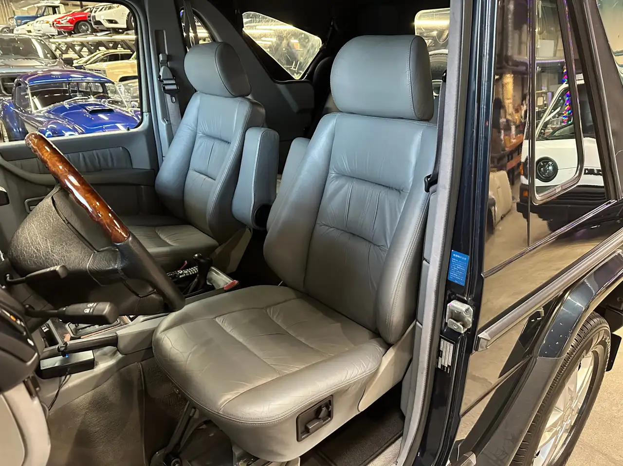 Mercedes-Benz G-Class снимка Mercedes-Benz G-Class