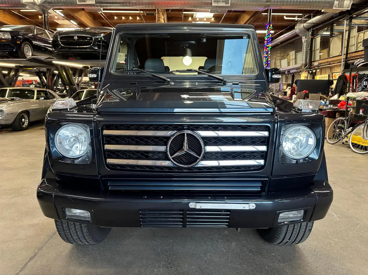 Mercedes-Benz G-Class снимка Mercedes-Benz G-Class