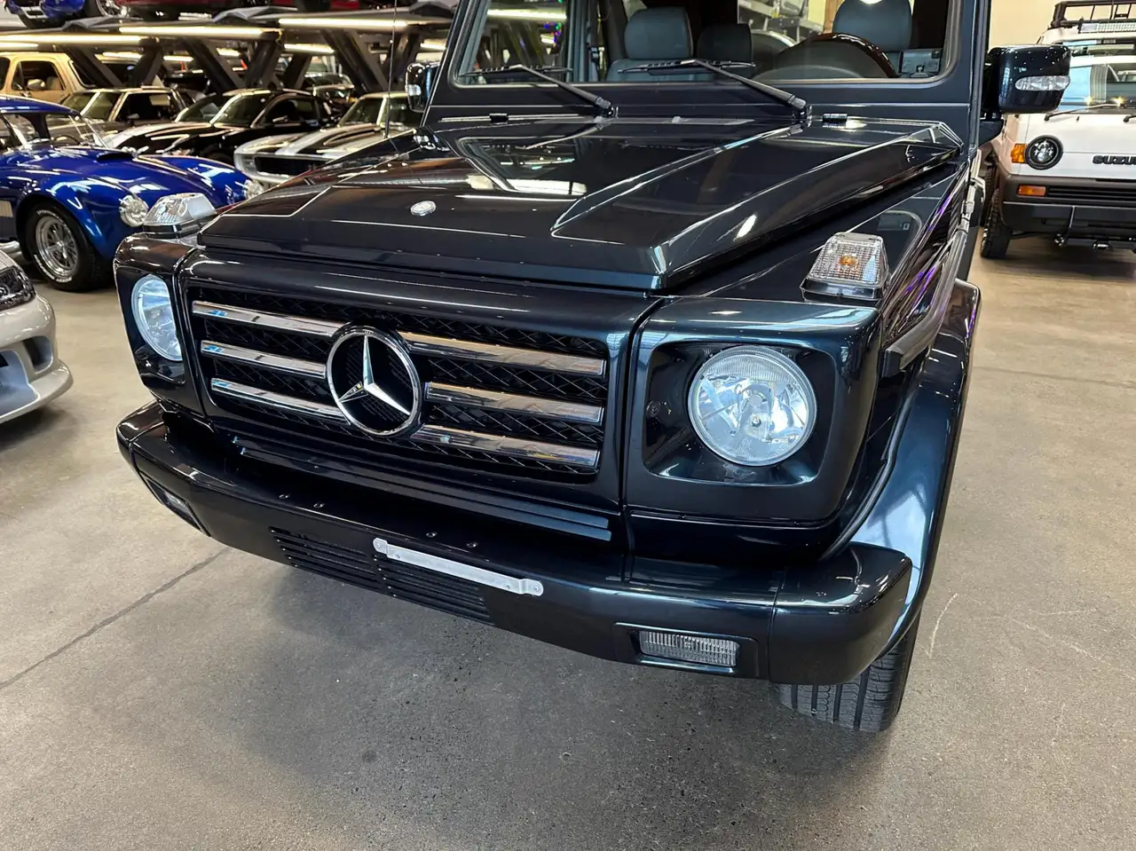 Mercedes-Benz G-Class снимка Mercedes-Benz G-Class