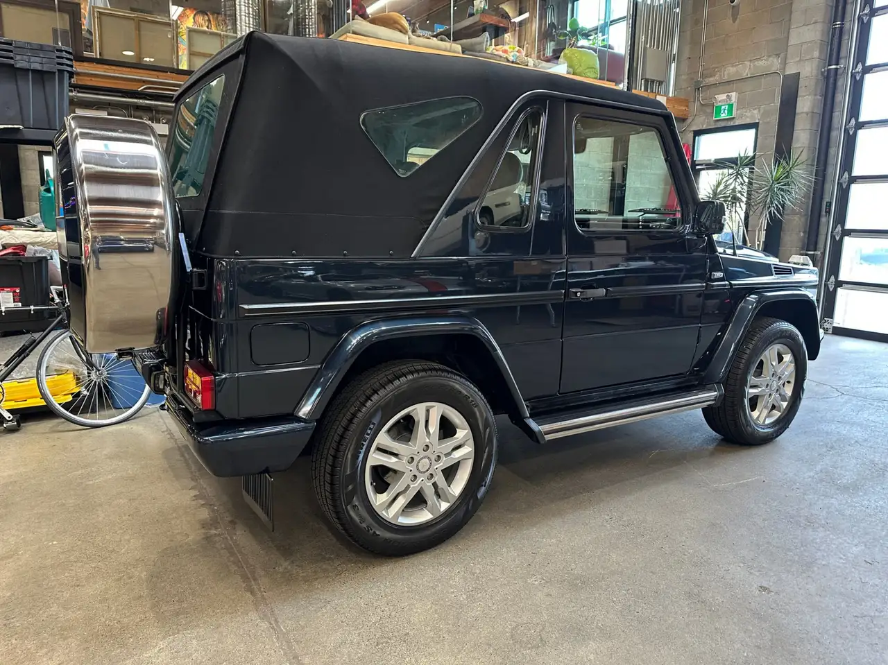 Mercedes-Benz G-Class снимка Mercedes-Benz G-Class