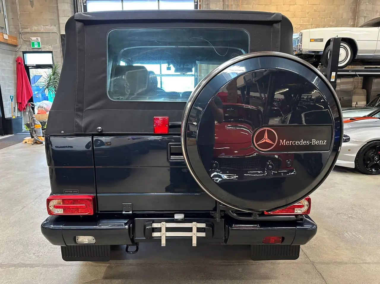 Mercedes-Benz G-Class снимка Mercedes-Benz G-Class