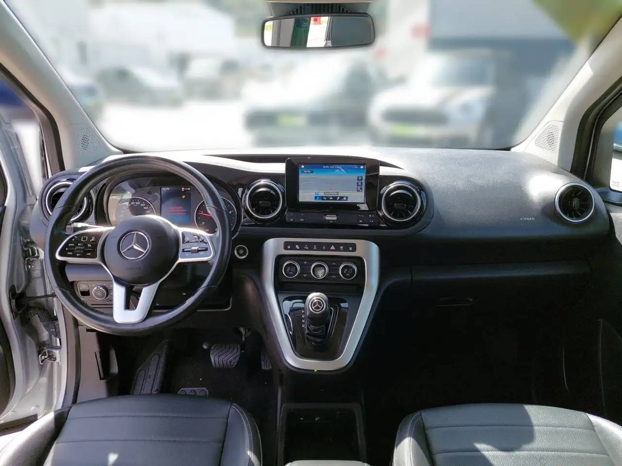 Mercedes-Benz T-Class 180d Progressive Aut. 4