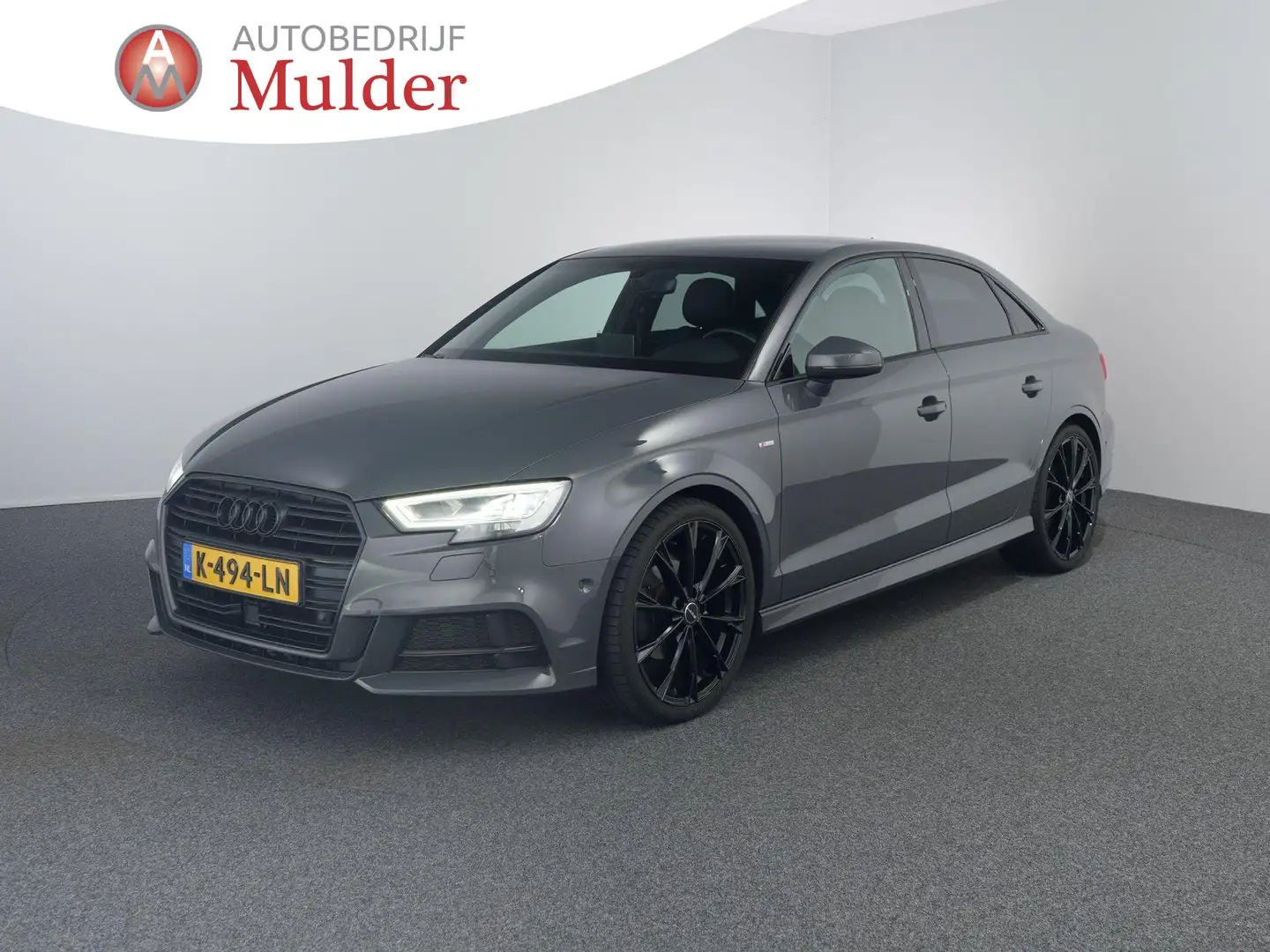 Audi A3 Limousine 35 TFSI CoD Advance Sport | 19" LM | B&O Gris - 1