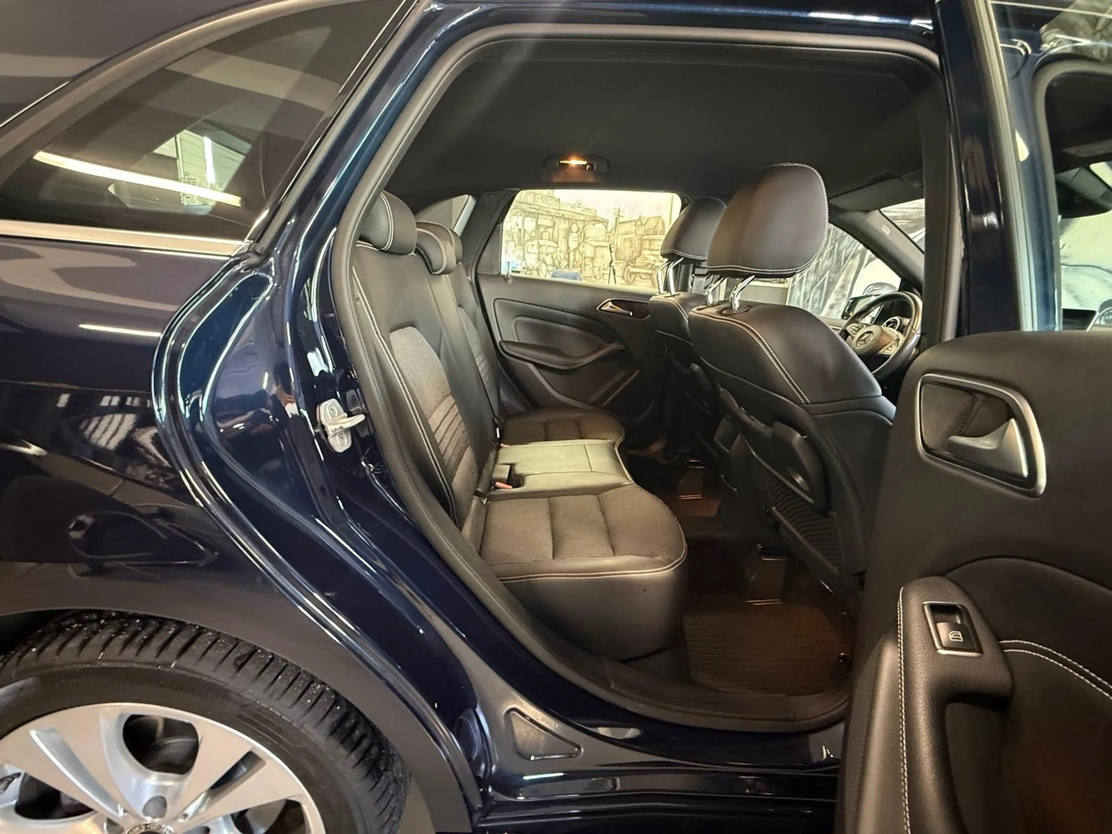 Mercedes-Benz B 200 d 2.1 CDI Edition-B LED NAVI — photo 11