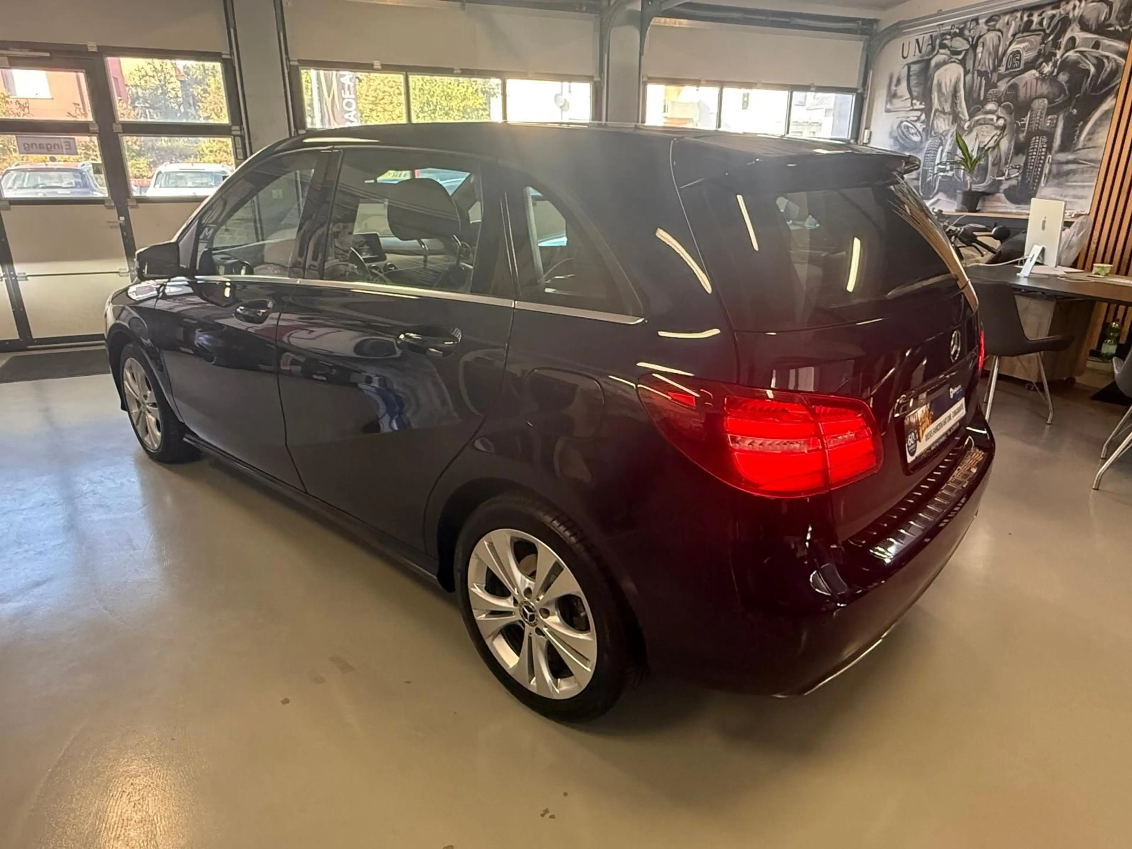 Mercedes-Benz B 200 d 2.1 CDI Edition-B LED NAVI — photo 8