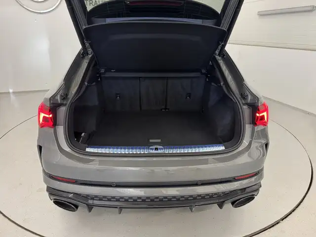 Audi RS Q3 2,5 TFSI quattro S-troni *RS Fahrwerk / RS Abgasanlage* Ansicht 16