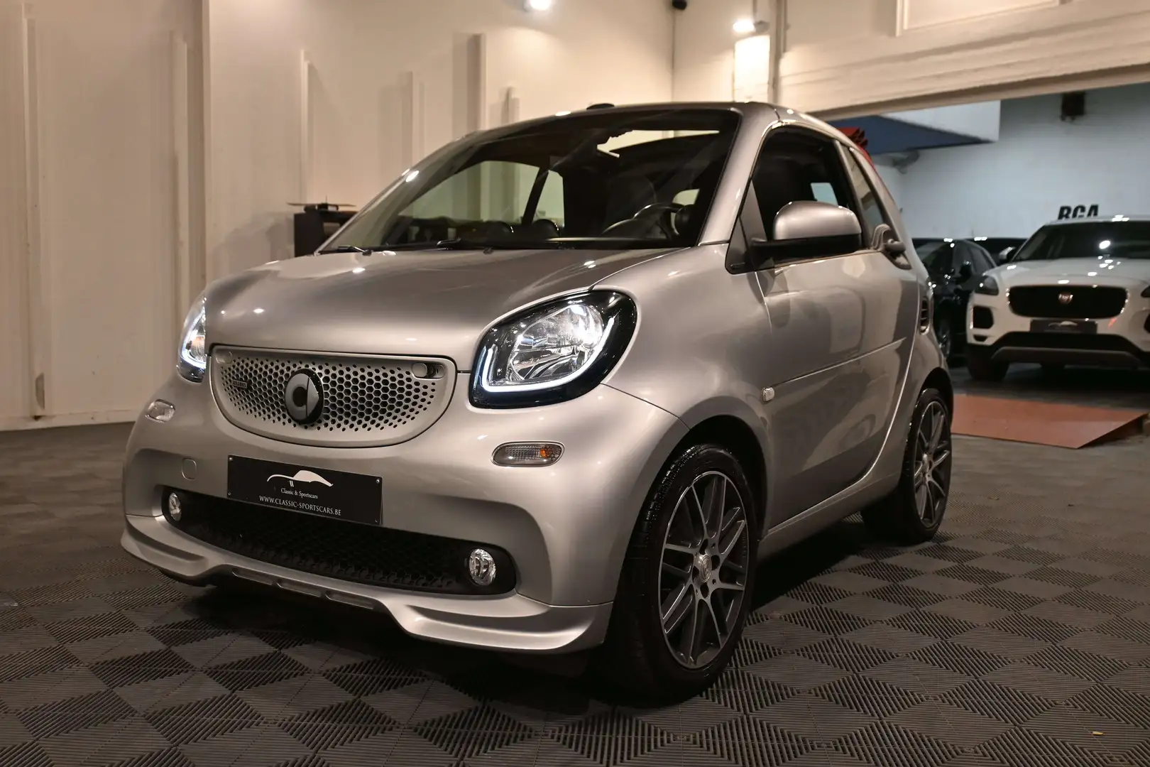 smart brabus Fortwo Cabrio Brabus 0.9 Turbo XCLUSIVE / FULL Argent - 2
