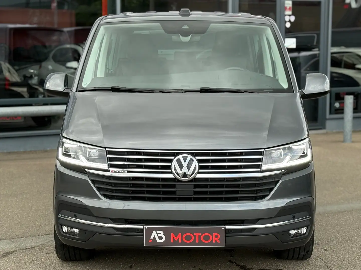 Volkswagen T6.1 Multivan 2.0TDI BOITE AUTO DSG 4MOTION 204CV 7PL ACC FULL Gris - 2
